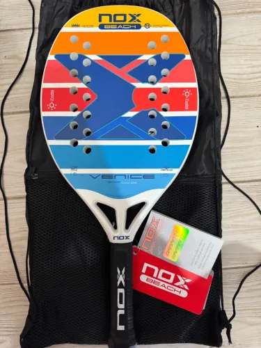 Raquete de beach tennis