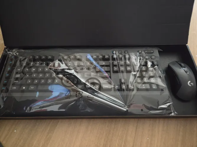 Teclado G 613 e Mouse G603