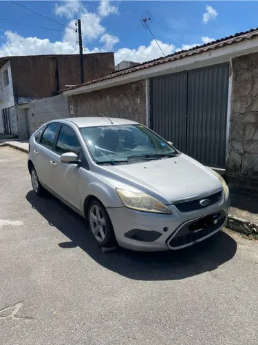 Ford Focus 1.6 S/se/se Plus Flex 8v/16v 5P 2010