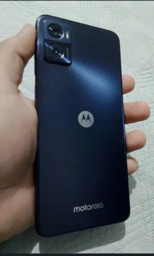 Motorola E22 64GB 4GB RAM