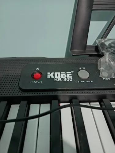 Teclado Kobe300