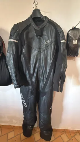 Macacão para moto esportivo X11 uma peça