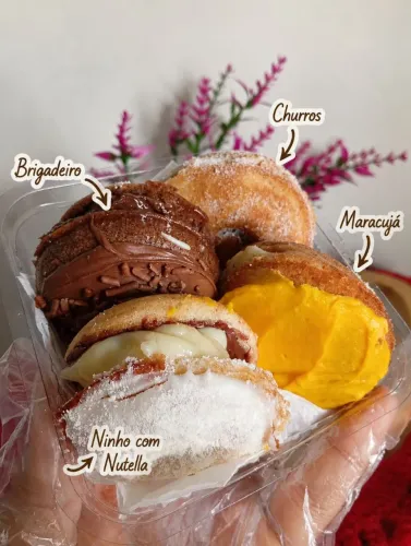 Mini Donuts e doces para festa