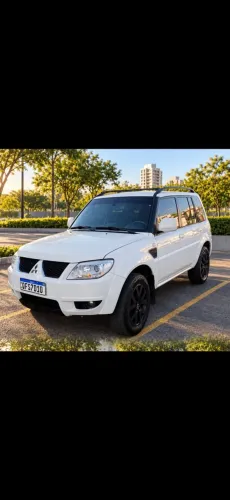 Mitsubishi Pajero TR4 2.0 Flex 16V 4X2 Mec. 2015