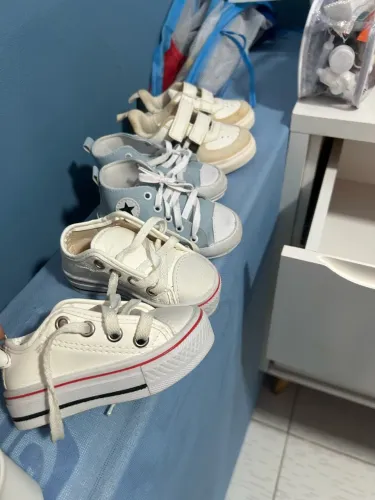 tênis de bebê 20 e 18