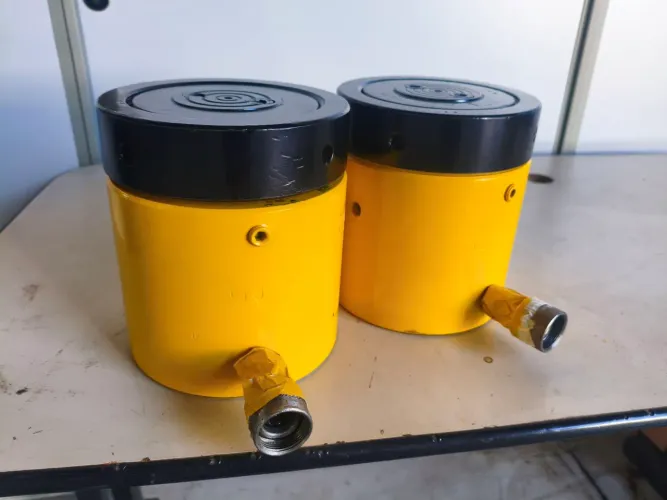 2 x Cilindro Hidráulico 100 TON , Guimmy , Porca Trava