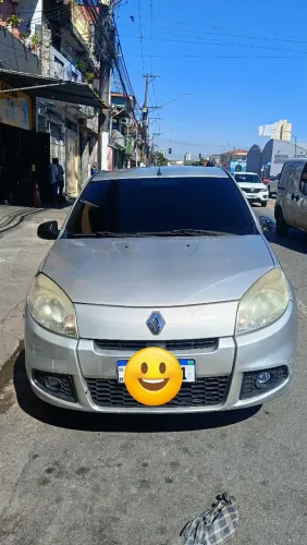 Renault Sandero Authentique Hi-flex 1.0 16V 5P 2012