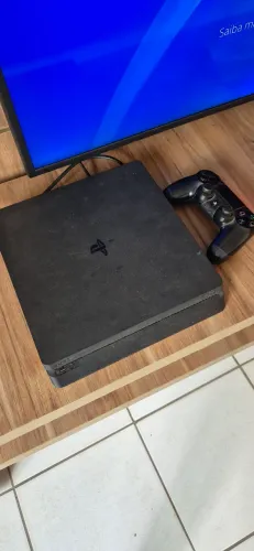 Vendo ou troco ps4 slim 1tb