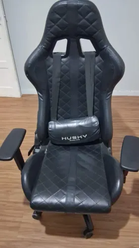 Cadeira Gamer Husky Gaming Hailstorm, Preto, Com Almofada, Reclinável, Descanso de Braço