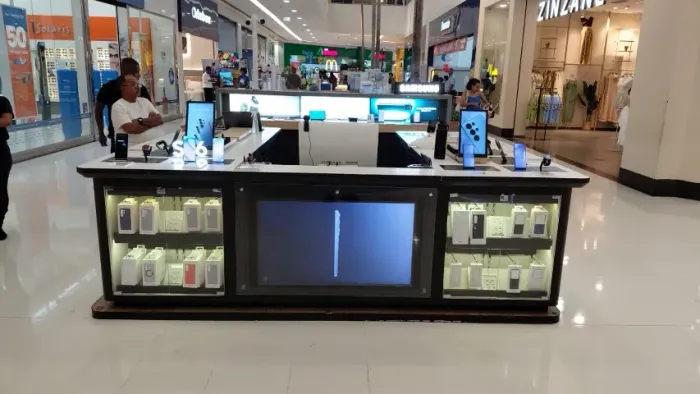 Estrutura Completa de Quiosque para Shopping / Galeria
