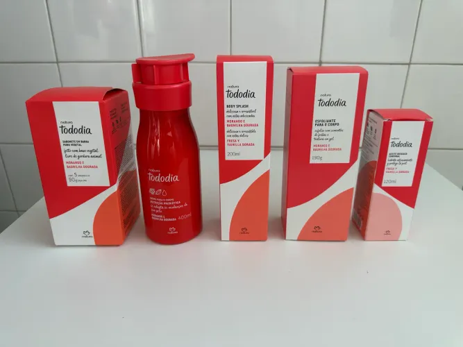 Mega kit morango e baunilha dourada completo