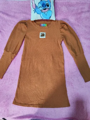 Lote com 40 peças femininas e menina Tam 8