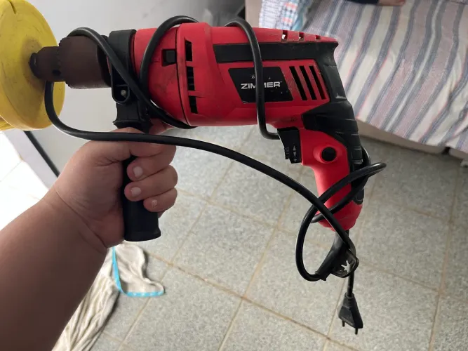 Furadeira de Impacto Zimmer Profissional com Controle de Velocidade