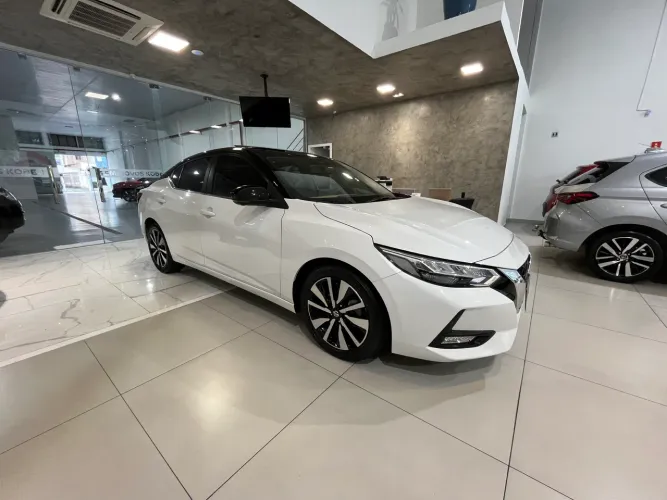 Nissan Sentra Exclu. Int. Premium 2.0 16V Aut. 2023