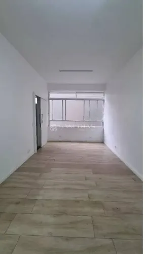 Studio à Venda no Centro Histórico com 40M², Próximo Ao Metrô Anhangabaú e República | Exc