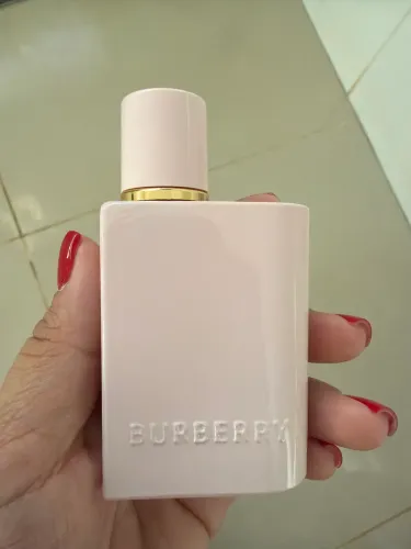 Perfume burberry elixir 30 ml , praticamente cheio 
