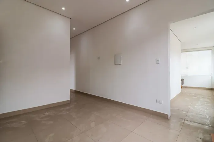 Sobreloja na Avenida de Pinedo, 137  120 m²