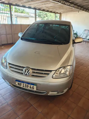 Volkswagen Fox Plus 1.6mi/ 1.6mi Total Flex 8V 4P 2004