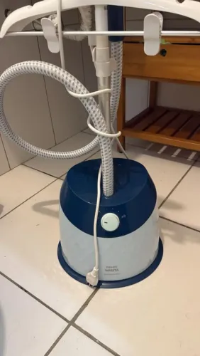 Passadora de roupas a vapor
