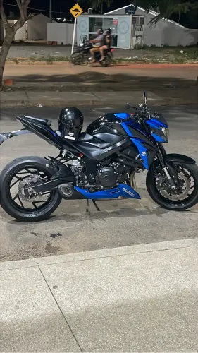 GSX s750