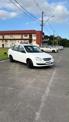 Chevrolet Classic Advantage 1.0 VHC Flexpower 4P 2015
