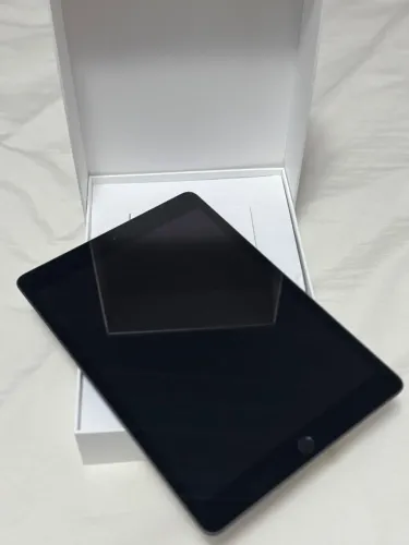 iPad 8 - 32gb