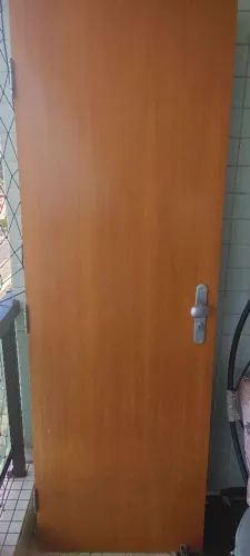Porta 210x70 Angelim