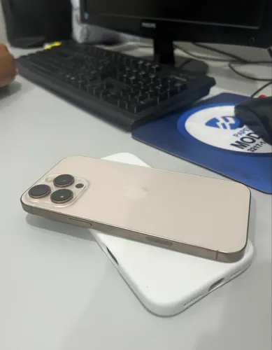     iPhone 16 Pro Max 98% Bateria Garantia Apple