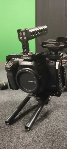 Camera Blackmagic Pocket Cine 6K G2 - Semi Nova 