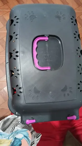 Vende-se caixa de transporte pet
