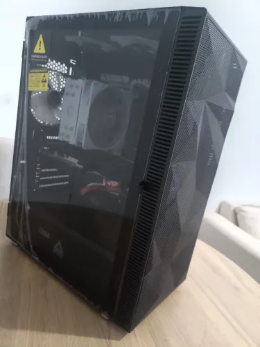 PC Montando Rayzen 7 700X, 32GB RAM DDR5, RTX 3060M 12GB, SSD 2 TERA