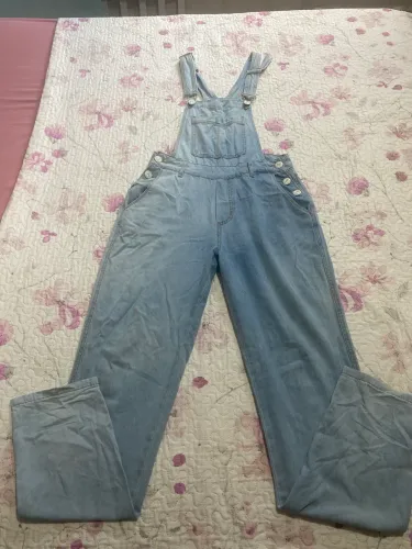 Jardineira Macacão jeans