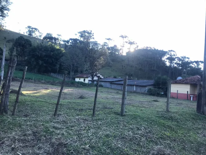 Lote na área rural de Cunha/ SP