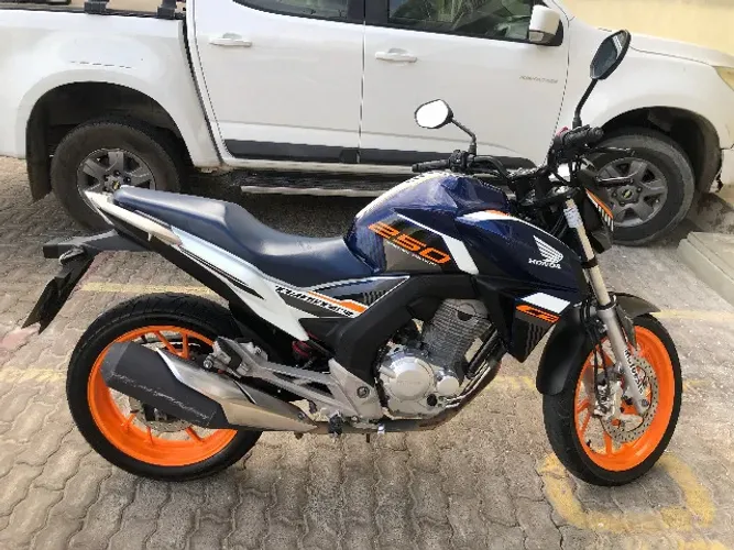 HONDA TWISTER 250cc 2020