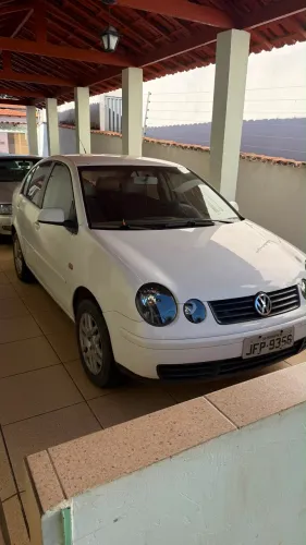 Volkswagen Polo Sed./sed. Comf. 2.0/2.0 Flex 8V 4P 2005