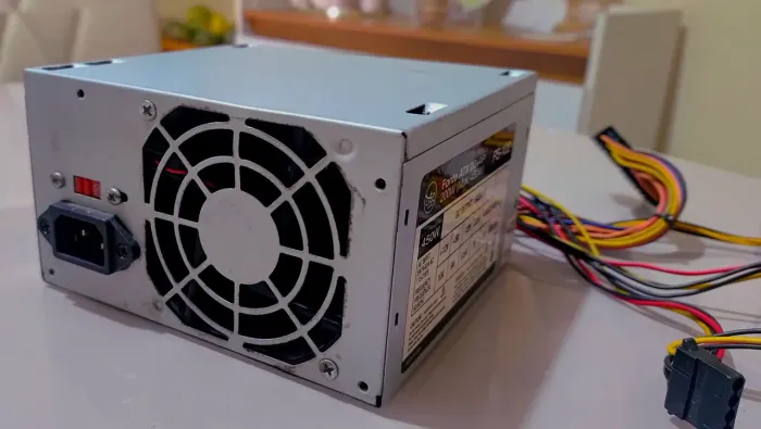 FONTE ATX 200W PARA COMPUTADOR