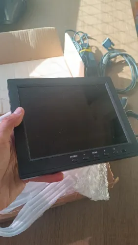 Tela Monitor Portátil LCD 8" LS6-898 - Entradas HDMI, VGA, BNC, AV e USB