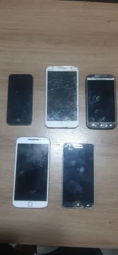 Lote 5 Celulares para Retirada de peças 