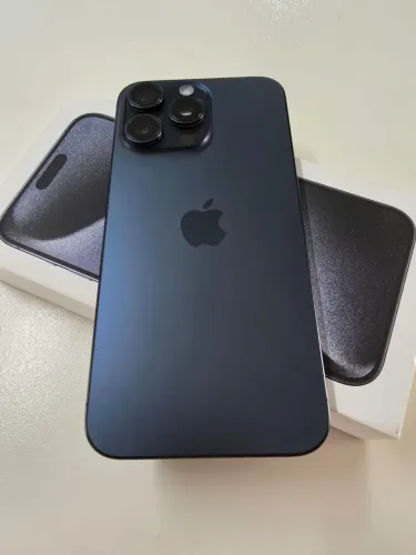 iPhone 15 Pro Max - impecável