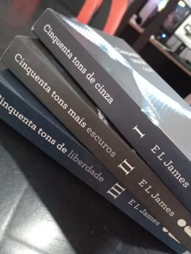 Trilogia 50 tons de cinza