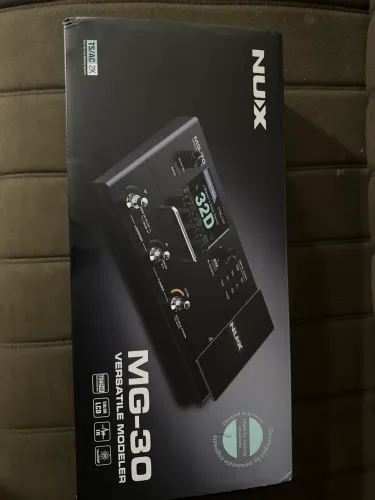 Pedaleira Multi-efeitos Para Guitarra Nux Mg30