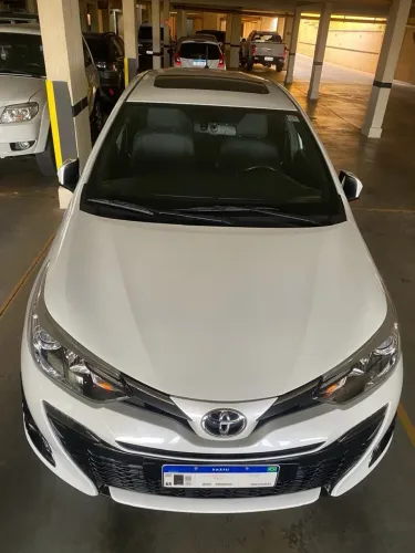 Toyota Yaris XLS Connect 1.5 Flex 16V 5P AUT 2021