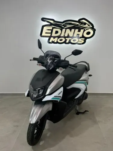 YAMAHA ZR 125 CONNECTED 2027