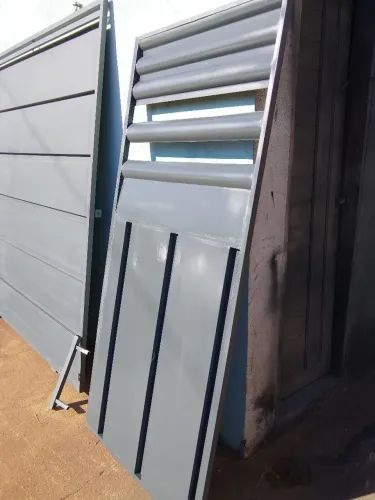 Porta pronta entrega 90/2