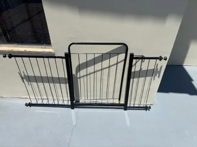PORTÃO/GRADE DE PROTEÇÃO PARA PET - 78 A 143 CM