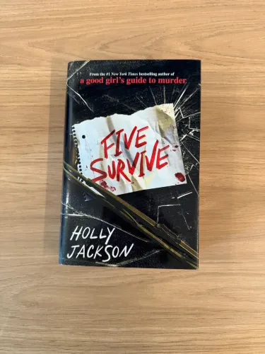Livro Five Survive - Holly Jackson - Inglês - Capa Dura