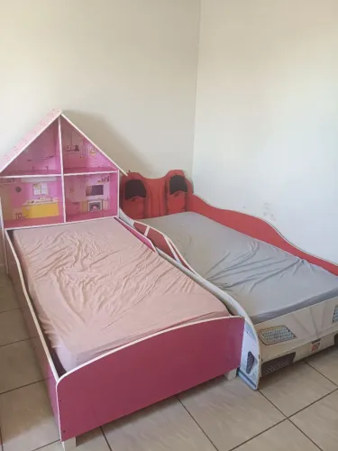 400,00R$ CADA. Vendo 2 camas infantil .