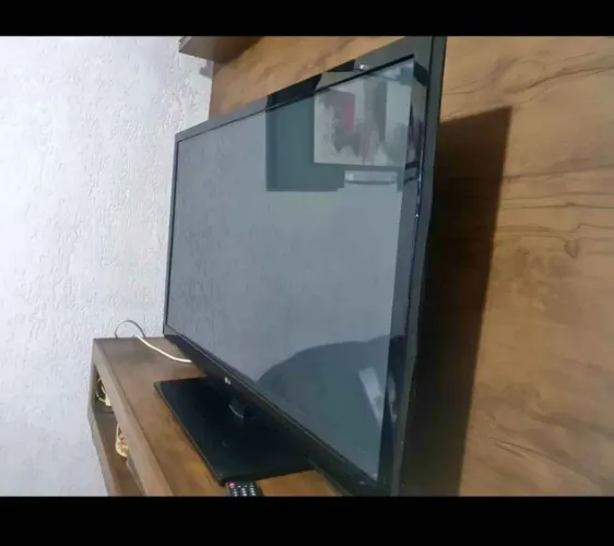 Tv LG 42 polegadas.