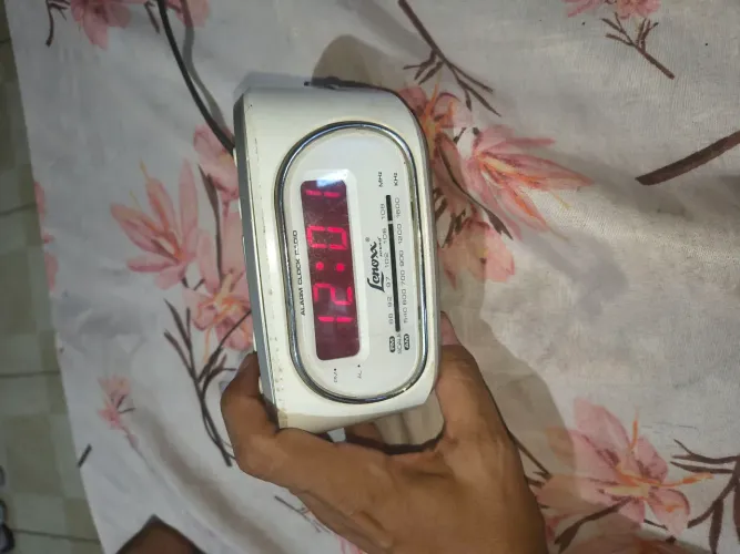 Rádio relógio digital despertador, ZAP * não entrego