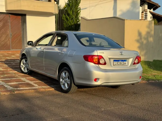 Toyota Corolla XEI 2.0 Flex 16V Aut. 2011
